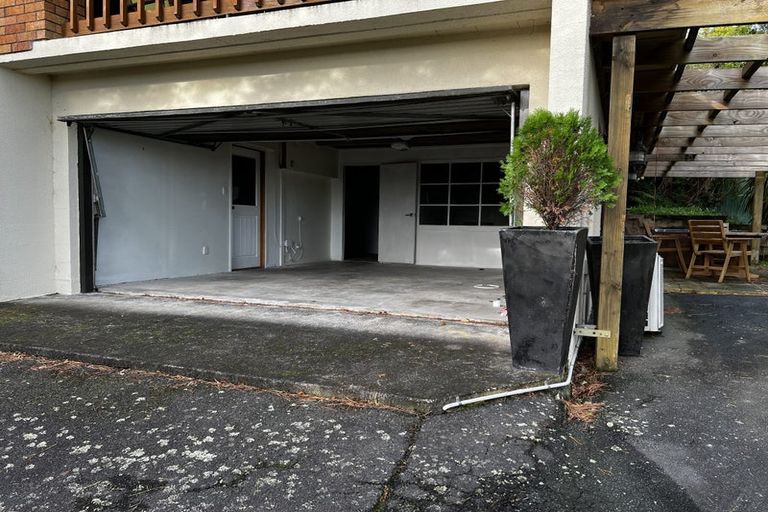 Photo of property in 139 Attwood Road, Paremoremo, Auckland, 0632