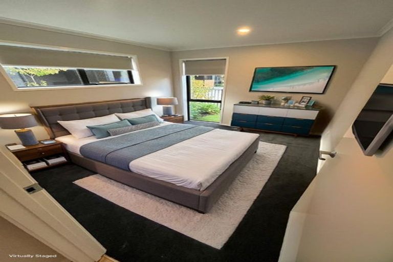 Photo of property in 8 Kumerahou Street, Kumeu, 0810