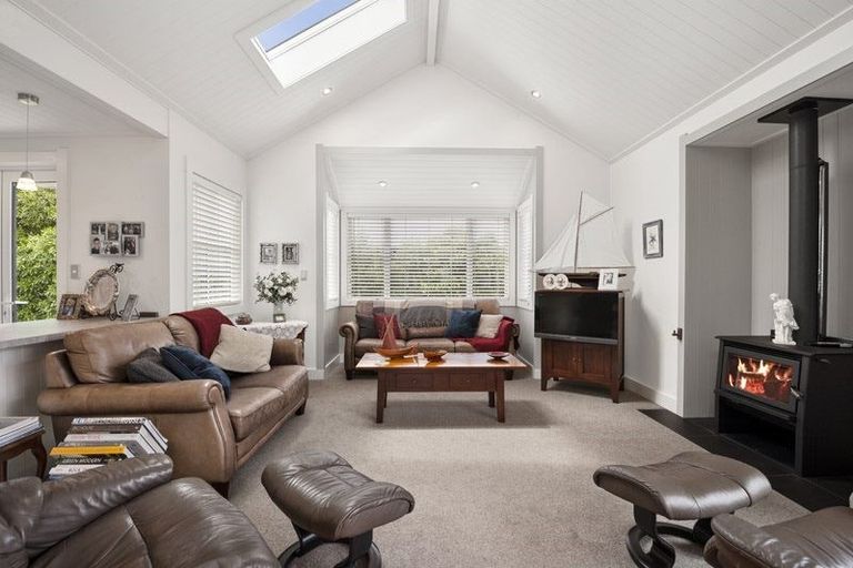 Photo of property in 18 Pukeko Way, Kinloch, Taupo, 3377