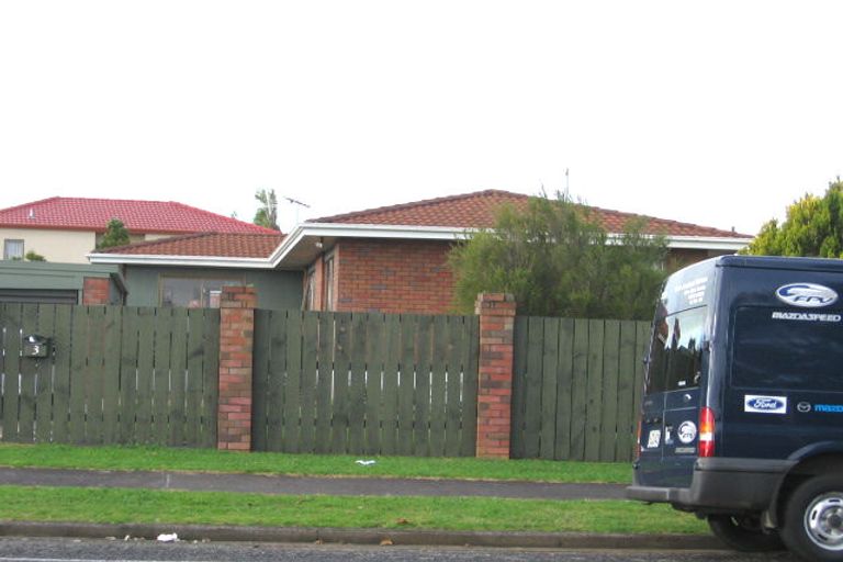 Photo of property in 3 Cherry Road, Bucklands Beach, Auckland, 2014