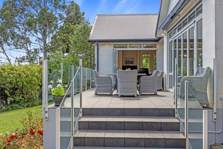 Photo of property in 863 Cashmere Road, Halswell, Christchurch, 8025