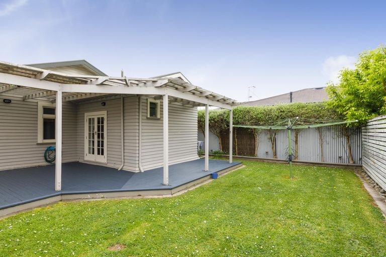 Photo of property in 248 Grey Street, Palmerston North, 4414