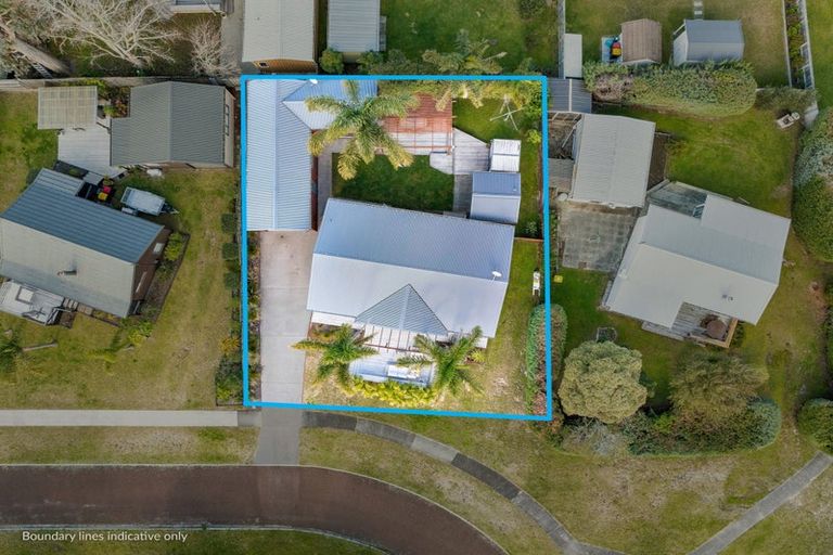 Photo of property in 13 Given Grove, Pauanui, Hikuai, 3579