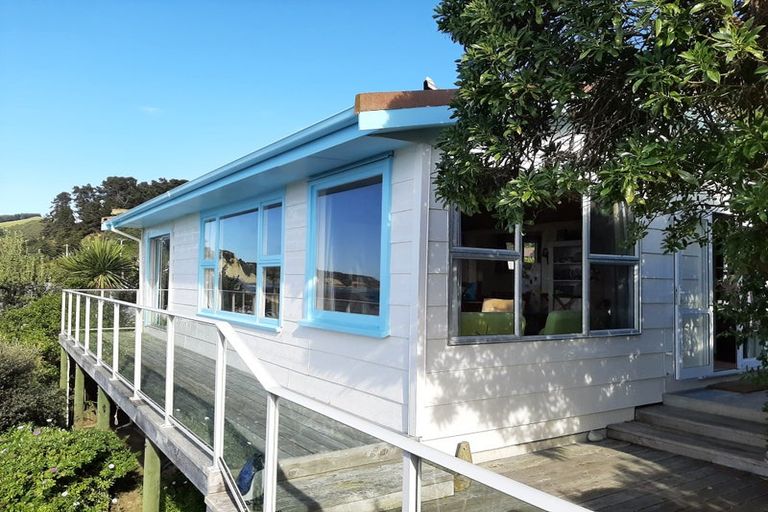 Photo of property in 2 Tainui Rise, Gore Bay, Cheviot, 7383