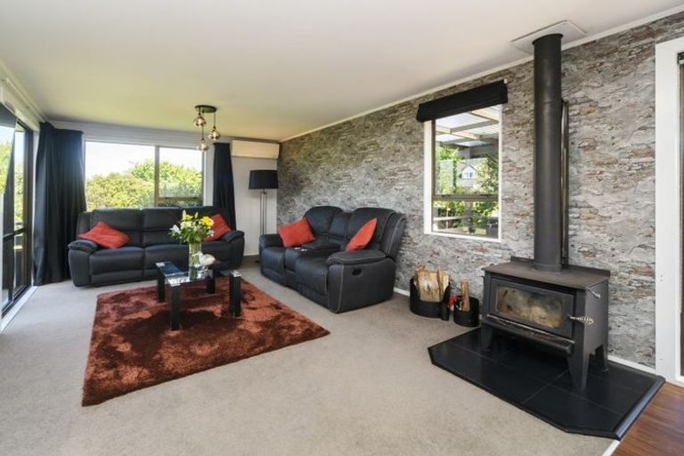 Photo of property in 20 Leander Place, Milson, Palmerston North, 4414