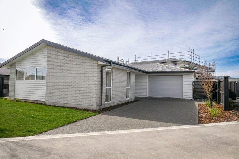 Photo of property in 21 Kekewai Place, Halswell, Christchurch, 8025