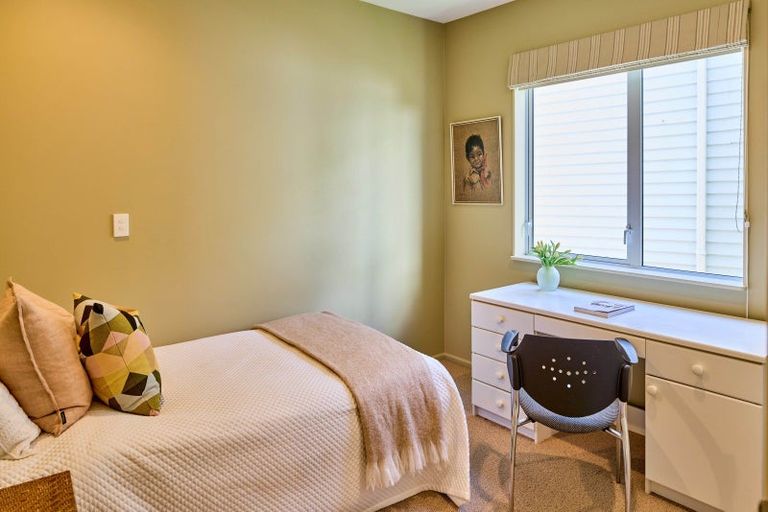 Photo of property in 14 The Crescent, Roseneath, Wellington, 6011