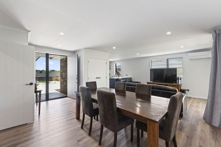 Photo of property in 6 Chardonnay Way, Te Kauwhata, 3710