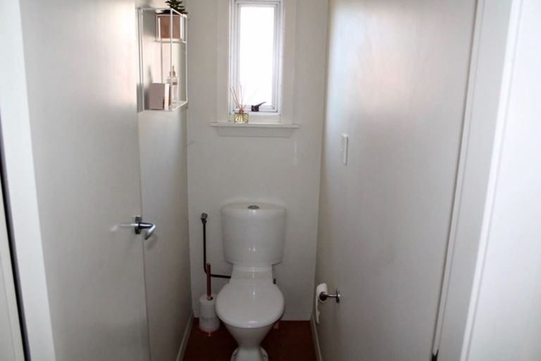 Photo of property in 80 Daniels Road, Redwood, Christchurch, 8051