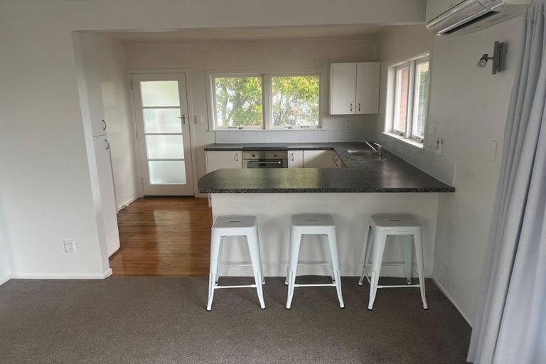 Photo of property in 3/375 Lake Road, Hauraki, Auckland, 0622