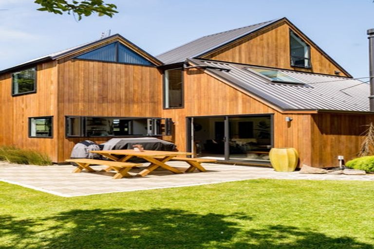 Photo of property in 203 Highcliff Road, Shiel Hill, Dunedin, 9013