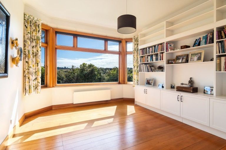 Photo of property in 44 Van Diemen Street, Nelson South, Nelson, 7010