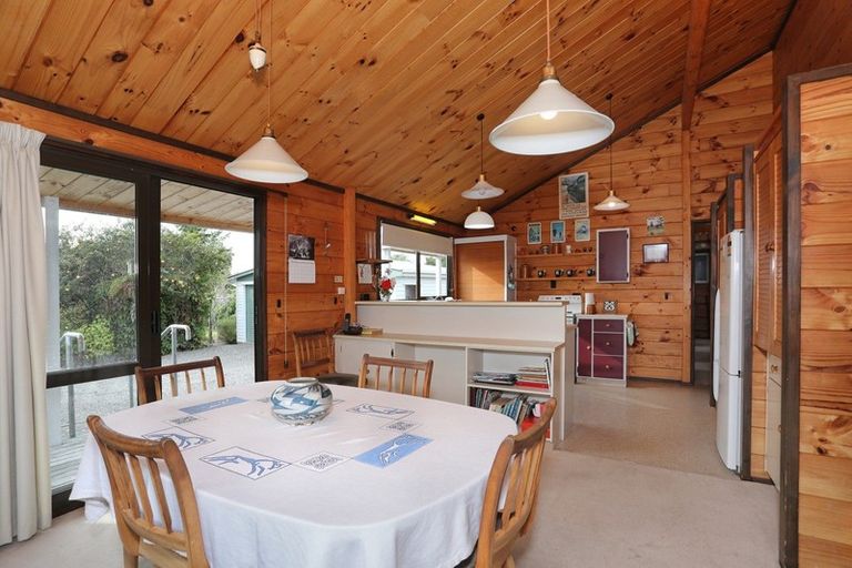 Photo of property in 3 Oxford Street, Marton, 4710