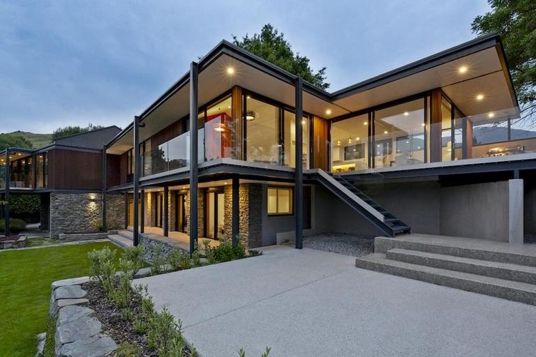 Photo of property in 27 Arrowtn-lke Hayes Road, Lake Hayes, Queenstown, 9371