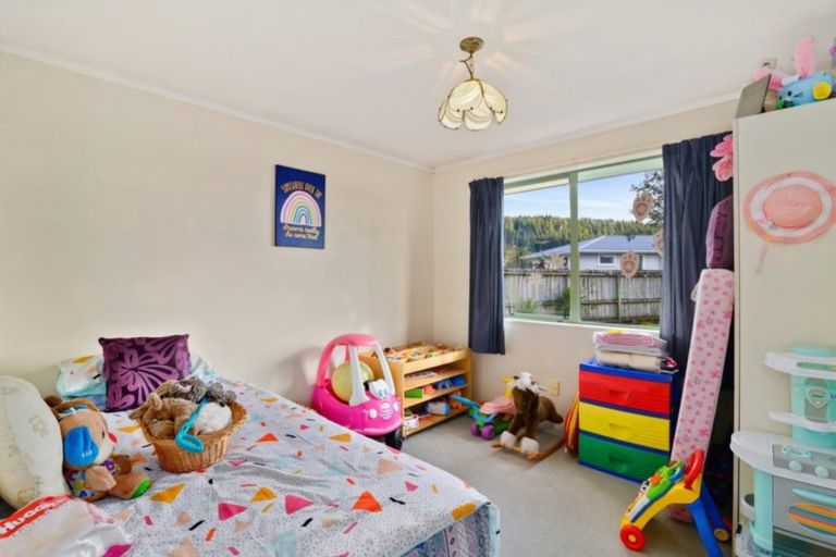 Photo of property in 9a Puweto Street, Selwyn Heights, Rotorua, 3015