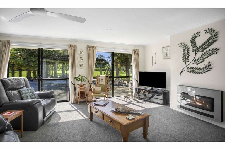 Photo of property in 108 Waitotara Drive, Waipapa, 0230