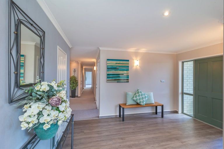 Photo of property in 6 Arete Lane, Levin, 5571