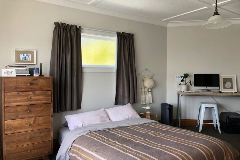 Photo of property in 19 Austin Street, Mount Victoria, Wellington, 6011