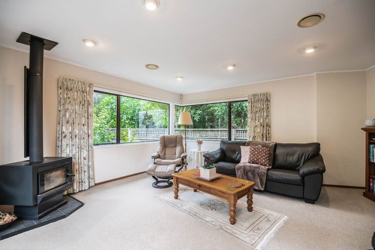 Photo of property in 11 Montrose Grove, Churton Park, Wellington, 6037