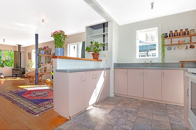 Photo of property in 35 Lyndhurst Street, Awapuni, Gisborne, 4010