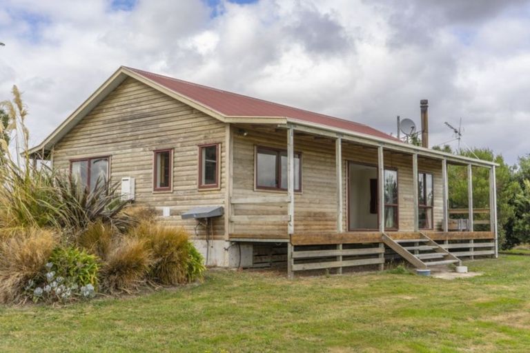 Photo of property in 121 Southdown Drive, Martinborough, 5781