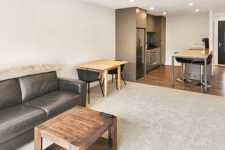 Photo of property in 4/23 Porutu Street, Fairfield, Lower Hutt, 5011