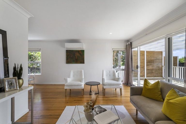 Photo of property in 7b Anne Road, Hillcrest, Auckland, 0627