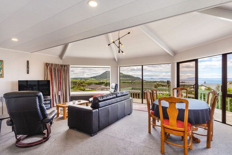 Photo of property in 10 Kuharua Place, Omori, Turangi, 3381