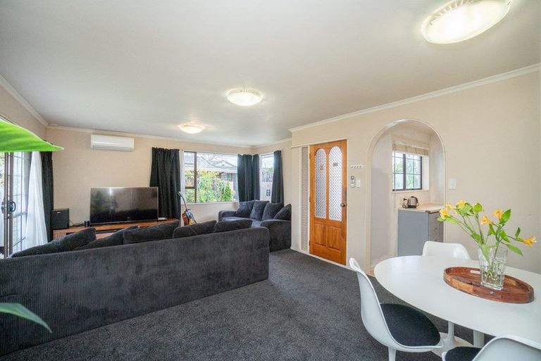 Photo of property in 5/64 Albert Street, Palmerston North, 4414