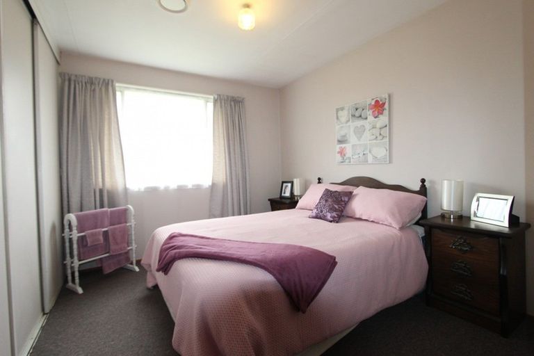 Photo of property in 17 Kiwi Street, Pahiatua, 4910