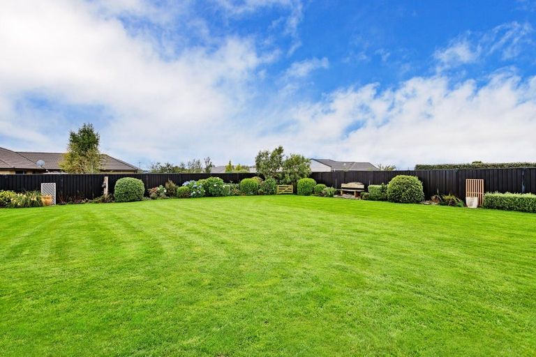 Photo of property in 21 Sunrise Drive, Seaward Bush, Invercargill, 9812