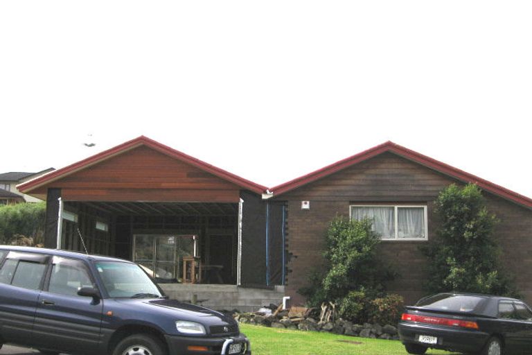 Photo of property in 26 Vintage Drive, Henderson, Auckland, 0612