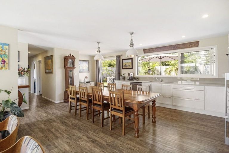 Photo of property in 30 Charlotte Drive, Omokoroa, 3114