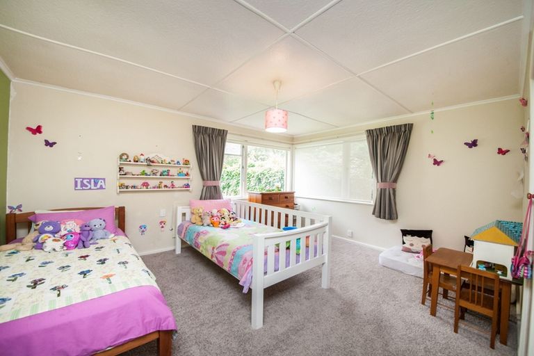 Photo of property in 577 Featherston Street, Roslyn, Palmerston North, 4414
