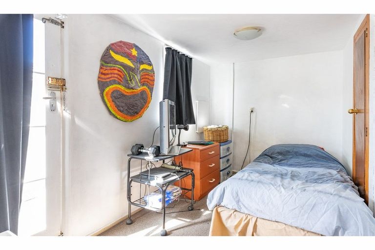 Photo of property in 302 Wairakei Road, Bryndwr, Christchurch, 8053