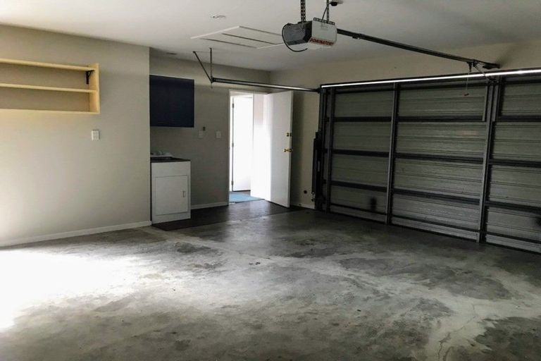 Photo of property in 61 Parade Court, Addington, Christchurch, 8024