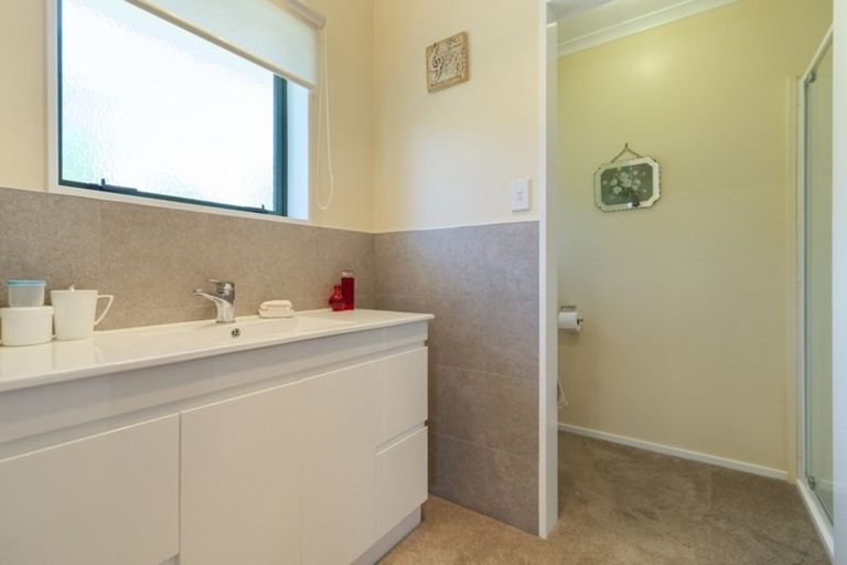 Photo of property in 17 Grosvenor Place, Katikati, 3129