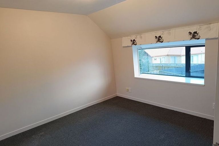 Photo of property in 1/990 High Street, Avalon, Lower Hutt, 5011