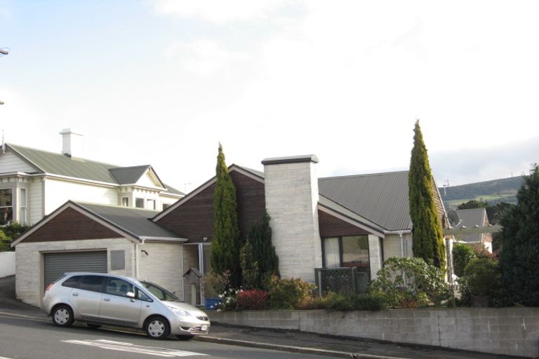 Photo of property in 2 Prestwick Street, Maori Hill, Dunedin, 9010