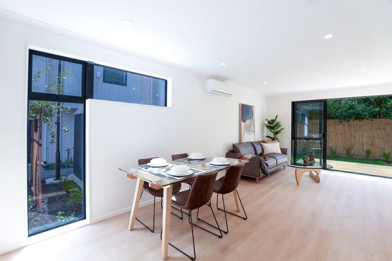 Photo of property in 3/44 Normandy Place, Henderson, Auckland, 0610