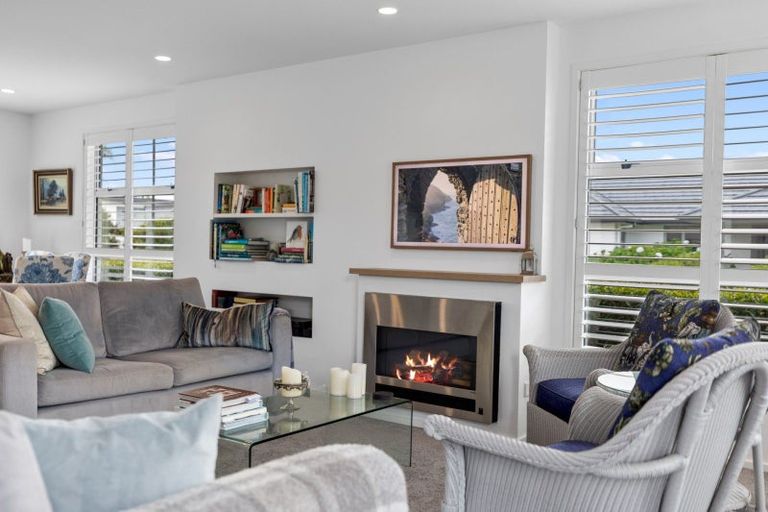 Photo of property in 22 Oceania Sands Way, Papamoa Beach, Papamoa, 3118