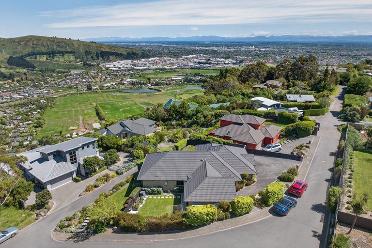 Photo of property in 46 Rockview Place, Mount Pleasant, Christchurch, 8081