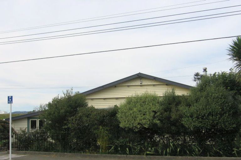 Photo of property in 54 Tama Street, Alicetown, Lower Hutt, 5010