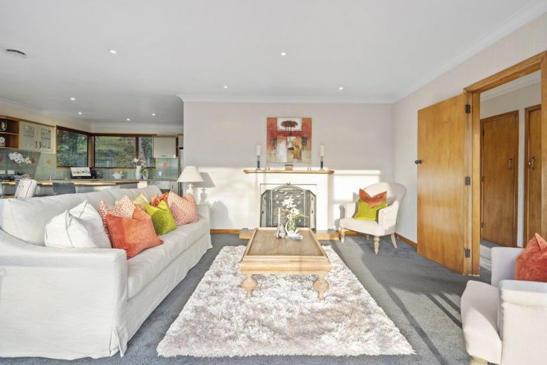 Photo of property in 19 Pikitea Road, Mangere Bridge, Auckland, 2022