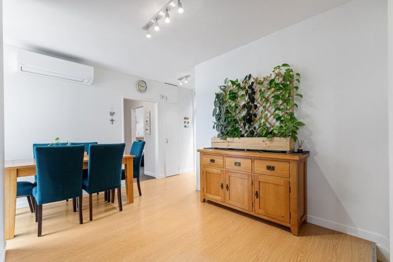 Photo of property in 9 Halberg Street, Papakura, 2110