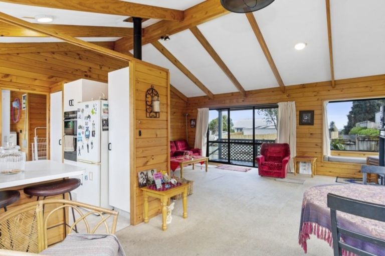 Photo of property in 15 Pelorus Street, Welcome Bay, Tauranga, 3112