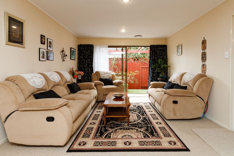 Photo of property in 5 Hill Court, Awapuni, Palmerston North, 4412