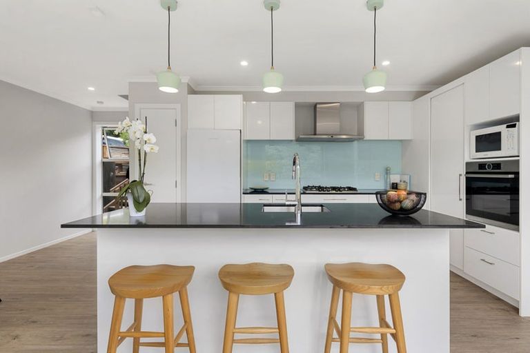 Photo of property in 3 Makomako Road, Brooklyn, Wellington, 6021