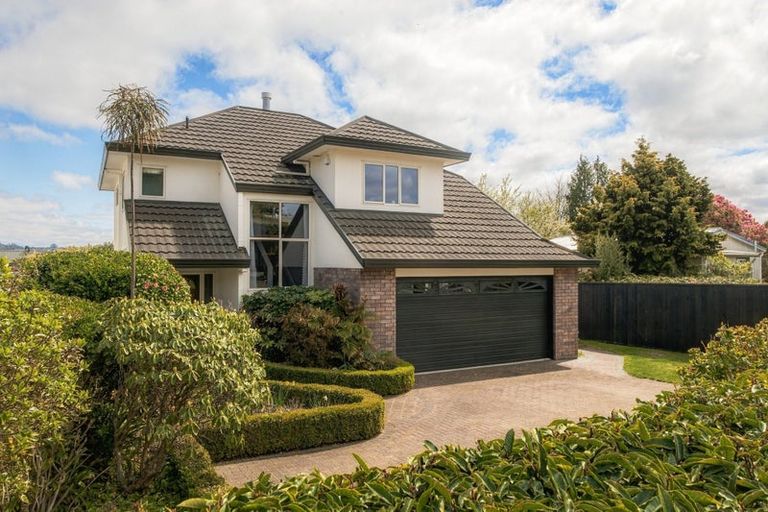 Photo of property in 4 Pipi Street, Two Mile Bay, Taupo, 3330