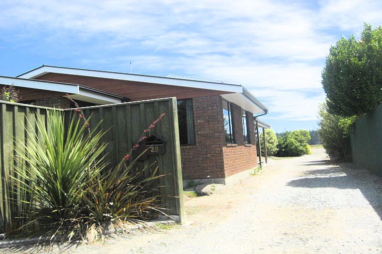Photo of property in 21 Featherstone Avenue, Kairaki, 7630